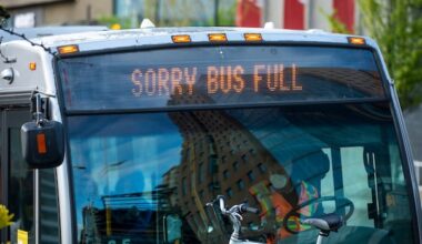 Potential strike averted as Metro Vancouver transit drivers reach tentative deal