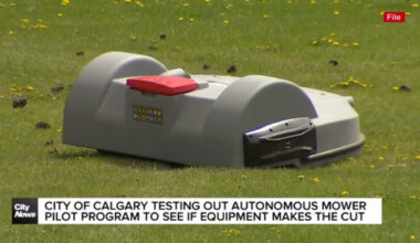City of Calgary testing out autonomous mower pilot program to see if equipment makes the cut