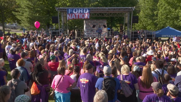 Ford government denies editing Ford Fest photo, says it corrected 'orange hue'
