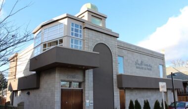 'Completely unacceptable': Alleged attack on Victoria imam draws condemnation