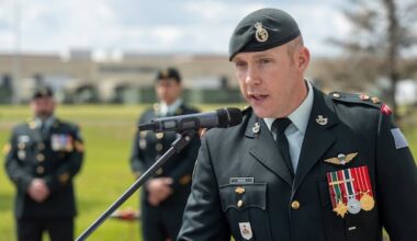 Canadian Army battalion commander, chief warrant officer removed amid investigation