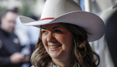 Snide spat between Alberta premier, Calgary mayor escalates into Stampede standoff