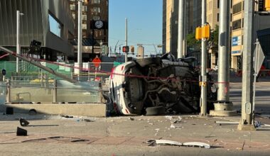 Crash at downtown Edmonton train station causes road closures, commuter delays
