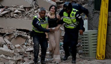 Venezuela hit by strong back-to-back earthquakes, prompting warnings of potentially heavy casualties