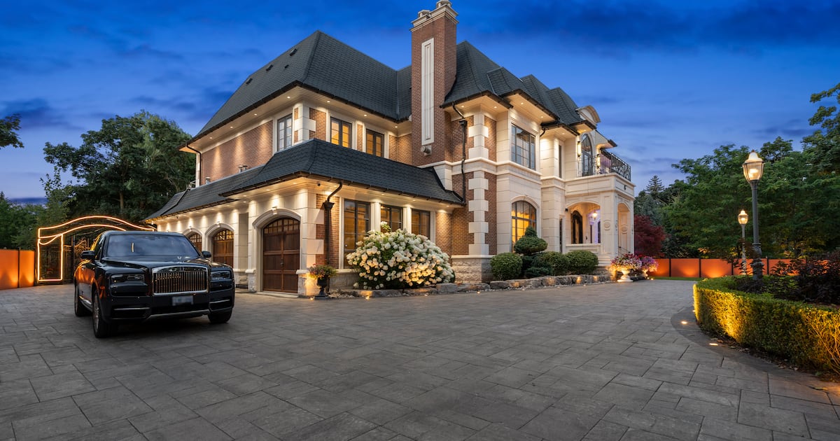 This $10.5 million home features an indoor golf simulator and parking for 20 vehicles – CP24