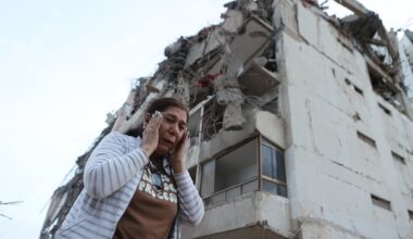 Search for survivors underway after Venezuela hit by back-to-back earthquakes