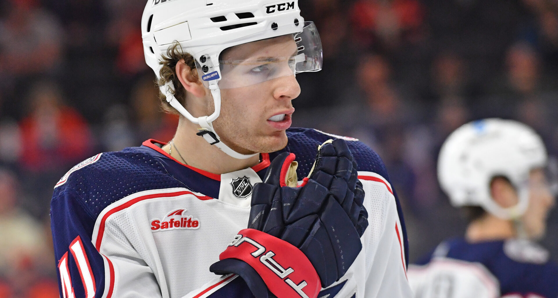 Montreal Canadiens acquire Hunter McKown from for Luke Tuch