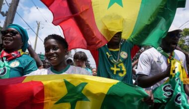 Senegal, Iraq fans cheer in the streets as Toronto Stadium hosts last World Cup group match