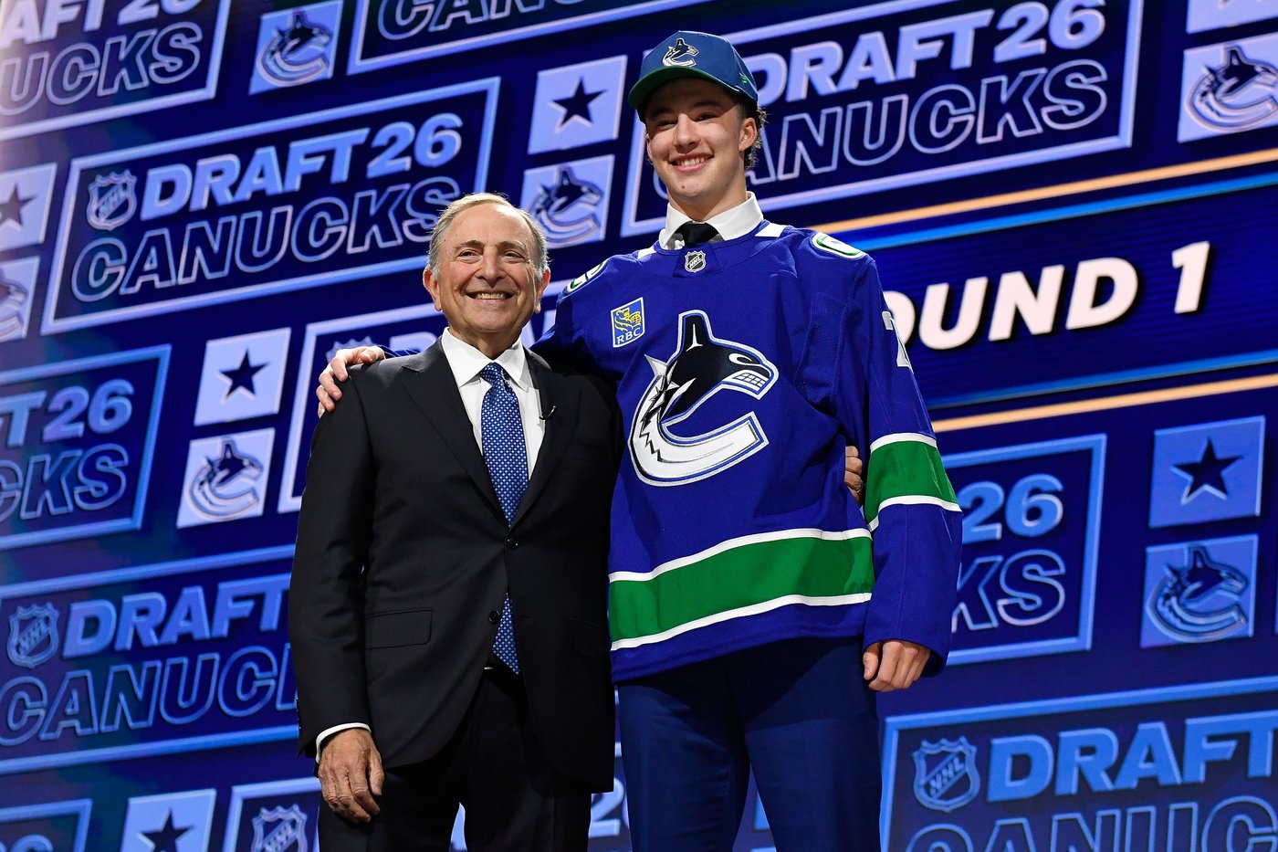 Canucks select Malhotra third overall at NHL draft; Carels goes to Flames at No. 6