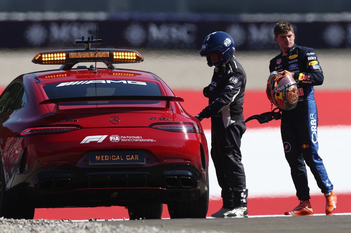 Red Bull apologises to Max Verstappen after technical issue caused F1 qualifying crash