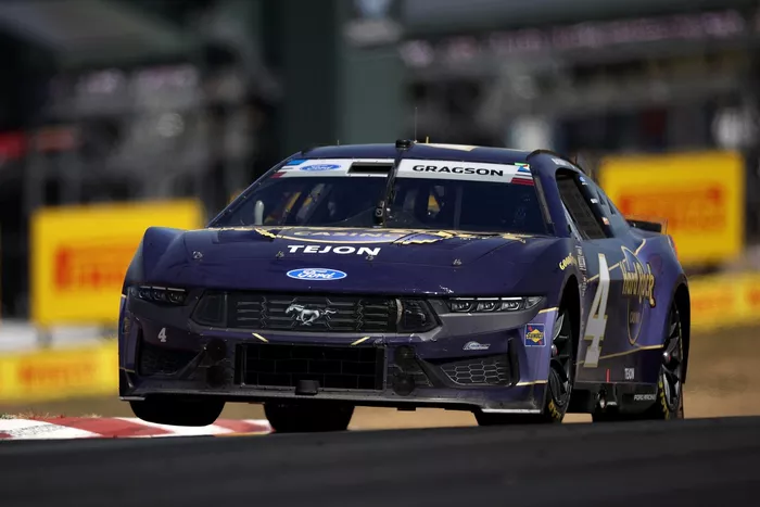 Noah Gragson, Front Row Motorsports