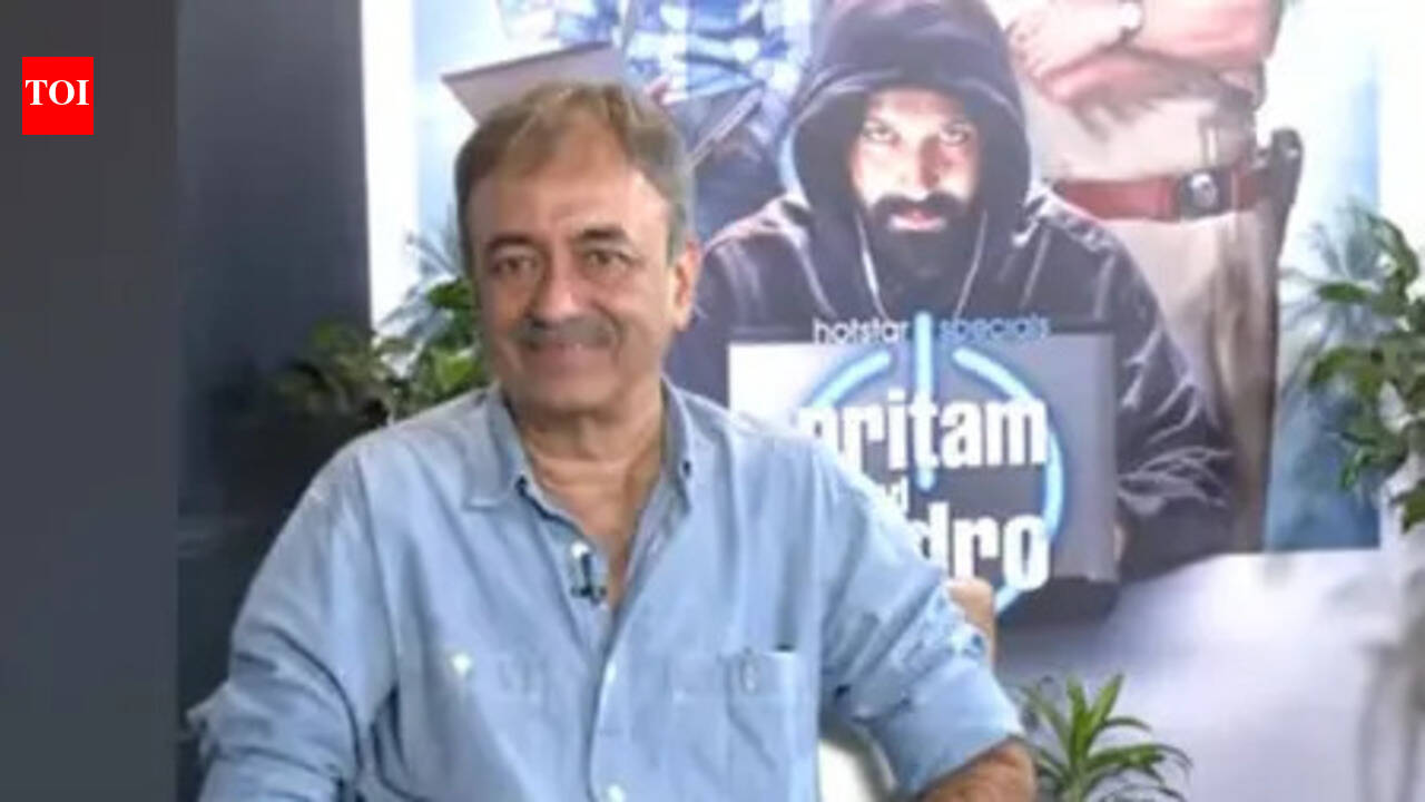 Rajkumar Hirani Praises Shah Rukh Khan's Dedication: Actor Acts Like a Newcomer |