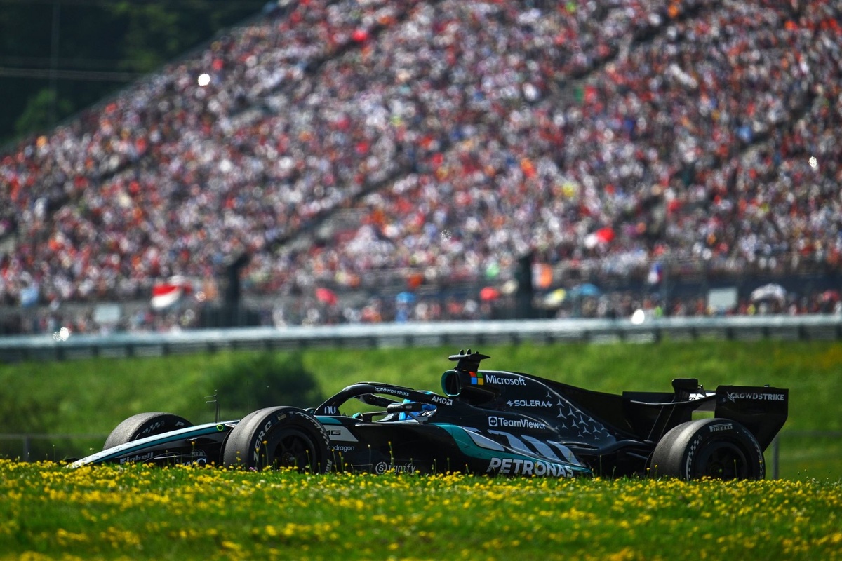 George Russell resorted to "abnormal" driving style to win F1 Austrian GP