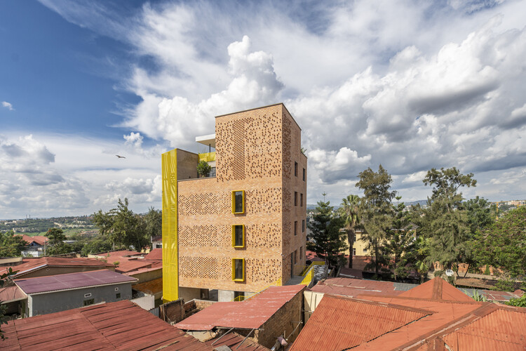 Brick Tower Mixed Use Building / ASA Studio - Image 1 of 28