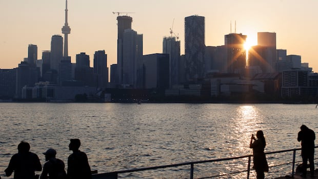 Hot, humid week ahead for Toronto — with Canada Day forecast to be sweltering
