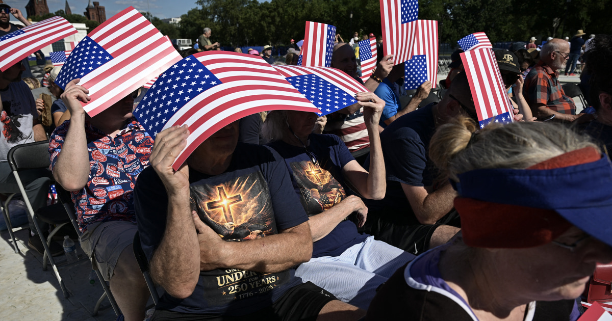 Around 162 million at risk as U.S. braces for holiday week heat wave; wildfires continue to rage in the West