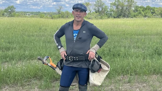 Canadian tries to set world record for most trees planted in 24 hours — again