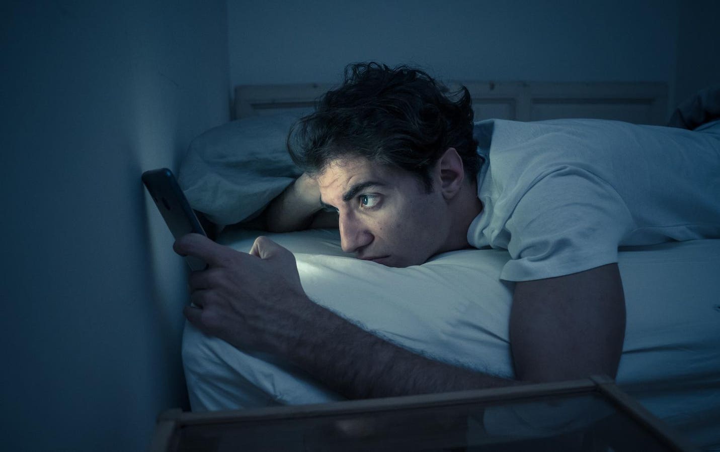 Want To Break Up With Your Smartphone? Try Being A Selective Luddite