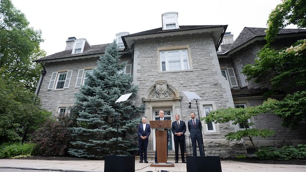Fundraising goal to restore 24 Sussex Drive set at $50M