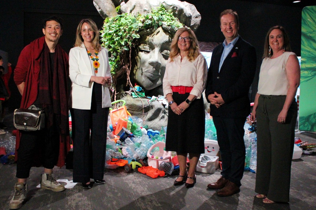 Science North exhibit uses art to spotlight single-use plastic impacts