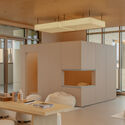 © Yumeng Zhu Beijing Foresky Community Center / PLAT ASIA - Interior Photography, Wood, Lighting, Chair