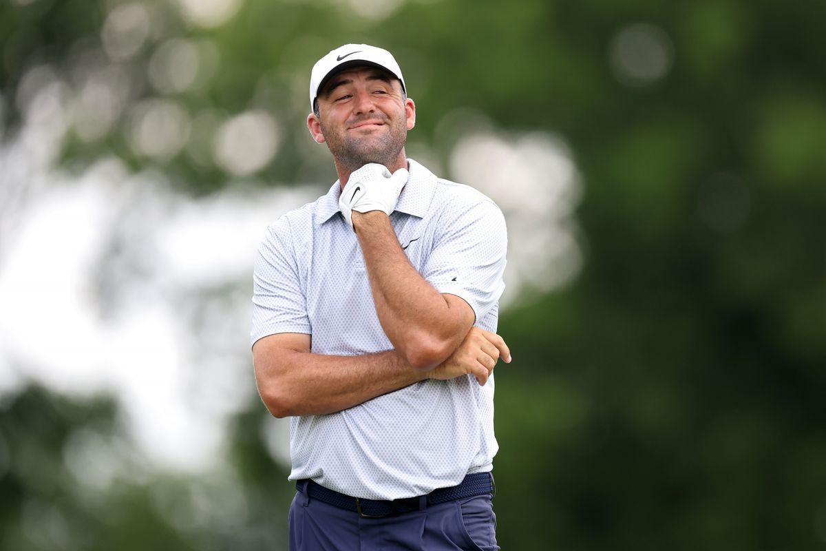 Scottie Scheffler on the course