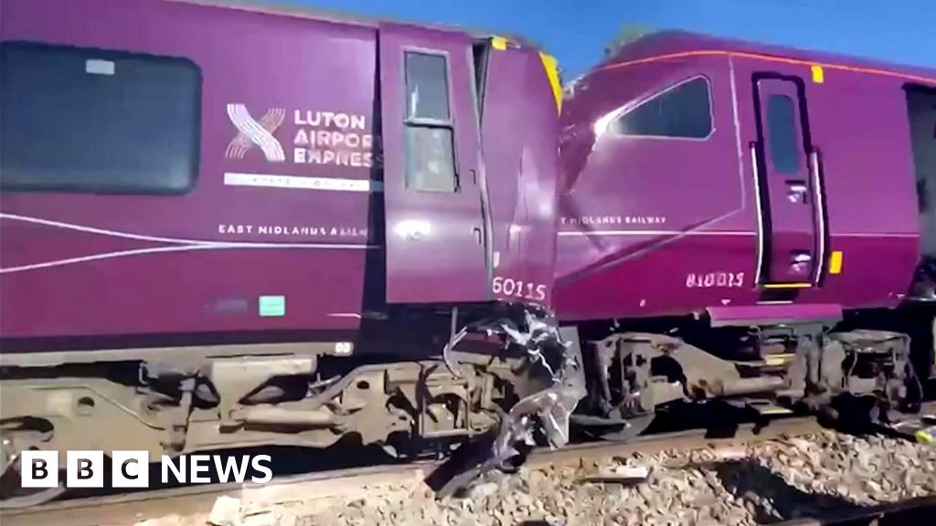 Driver dead and 33 people seriously injured as Bedford train crash declared major incident - BBC