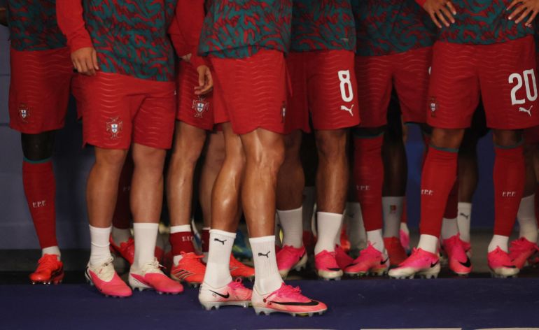 Soccer Football - FIFA World Cup 2026 - Group K - Portugal v DR Congo - Houston Stadium, Houston, Texas, U.S. - June 17, 2026 General view of the legs and boots of Portugal's Cristiano Ronaldo as he waits in the tunnel to start their warm up before the match REUTERS/Phil Noble