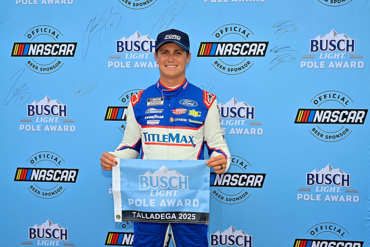 #38: Zane Smith, Front Row Motorsports, TitleMax Ford Mustang wins the pole.