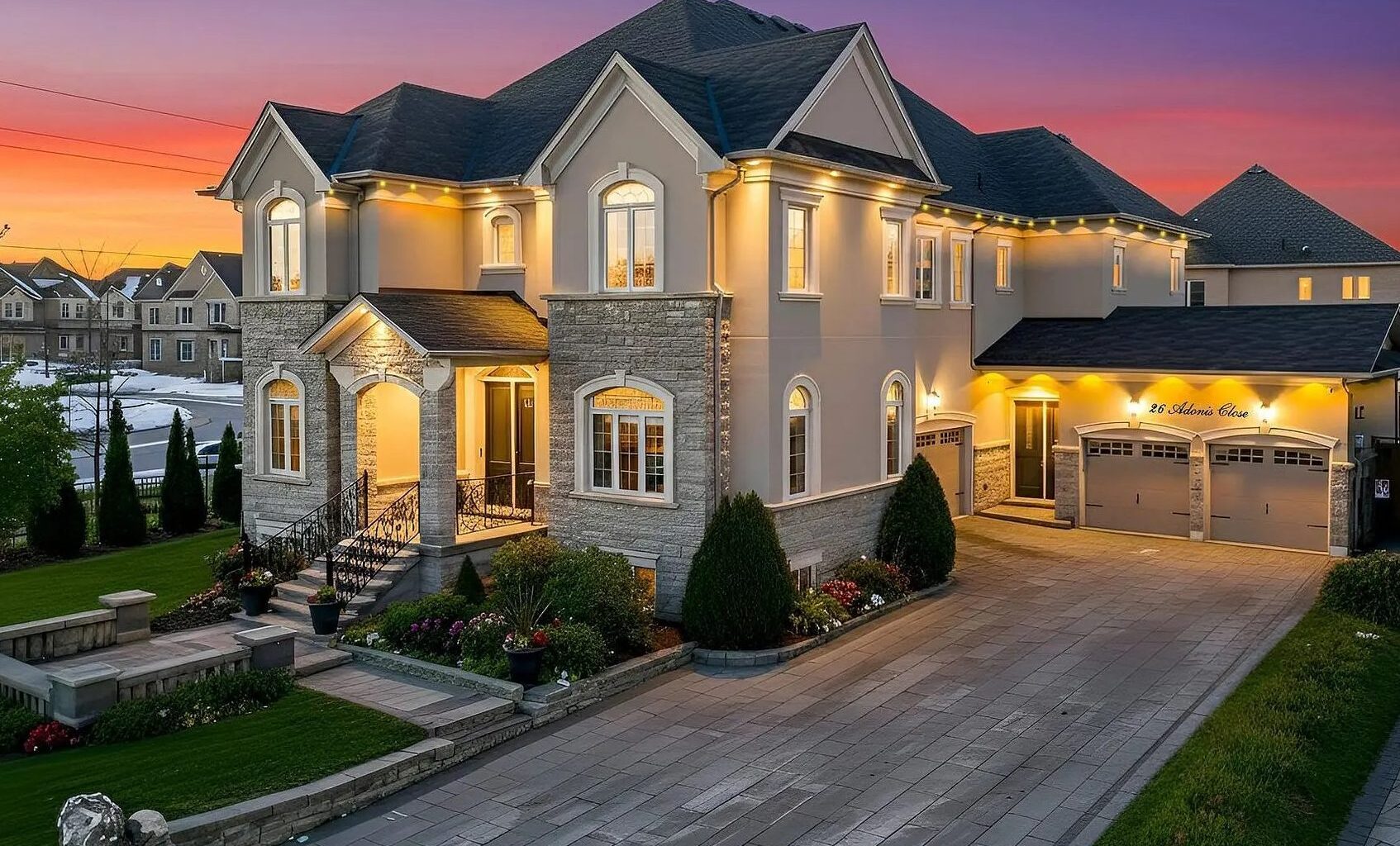 Pair of homes sold for over $2.5M each last month in Brampton