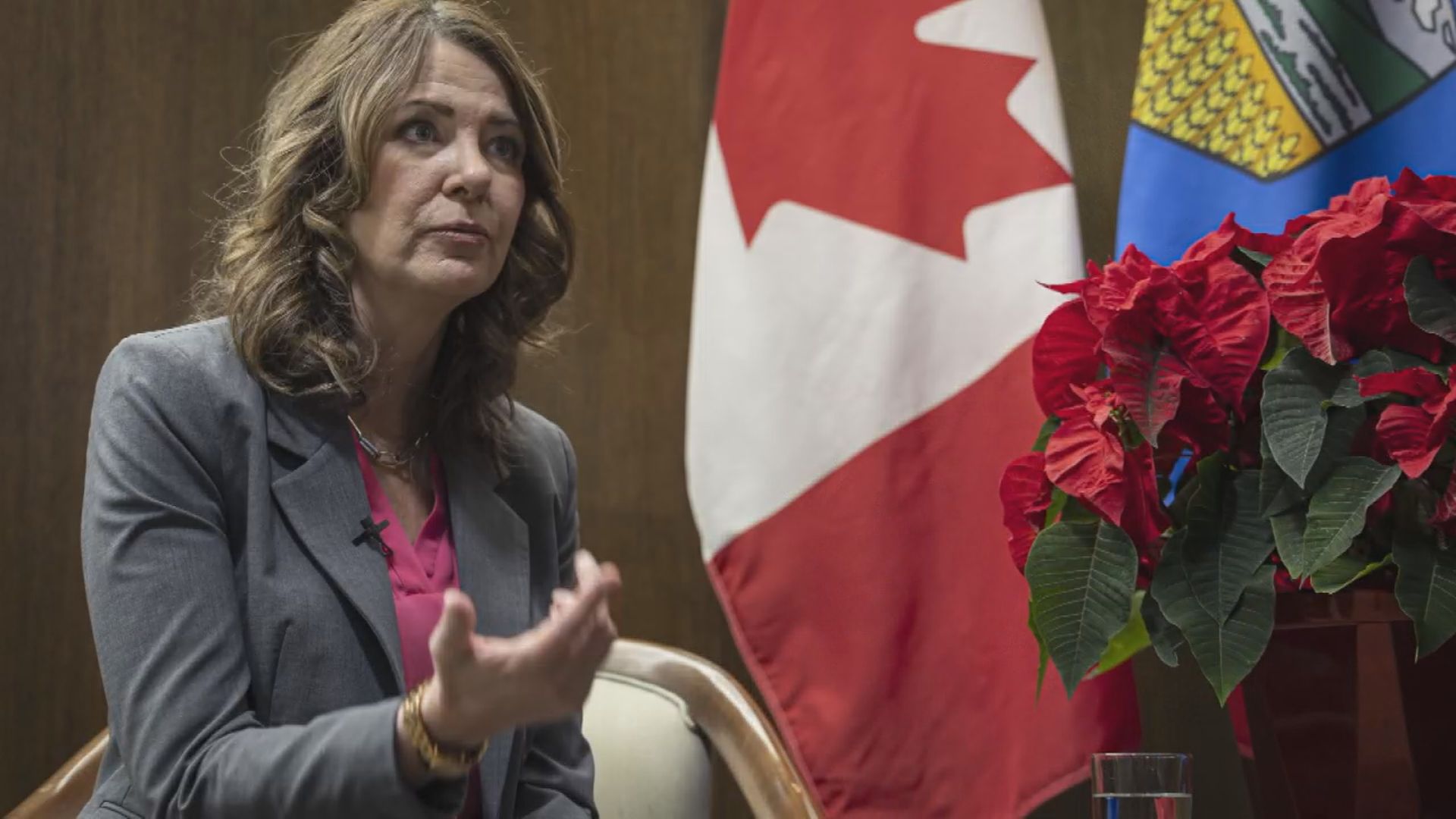 Click to play video: 'Alberta separatist leader says Smith’s claim on hefty financial cost of independence is ‘nonsense’'