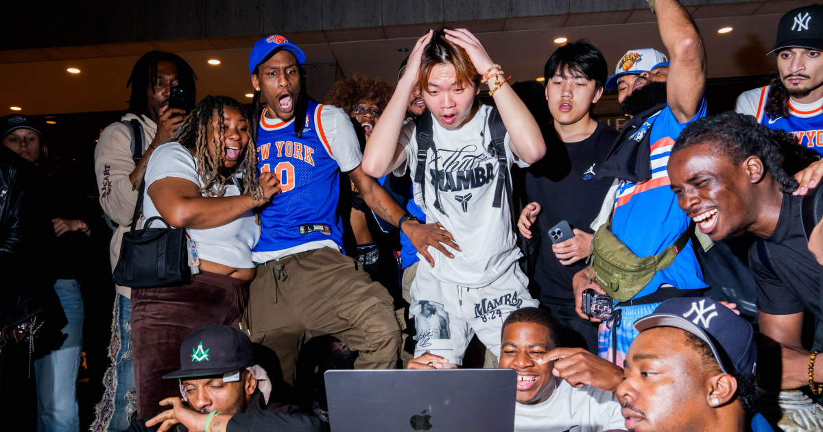 From The Sports Desk: A raucous evening inside and outside Madison Square Garden