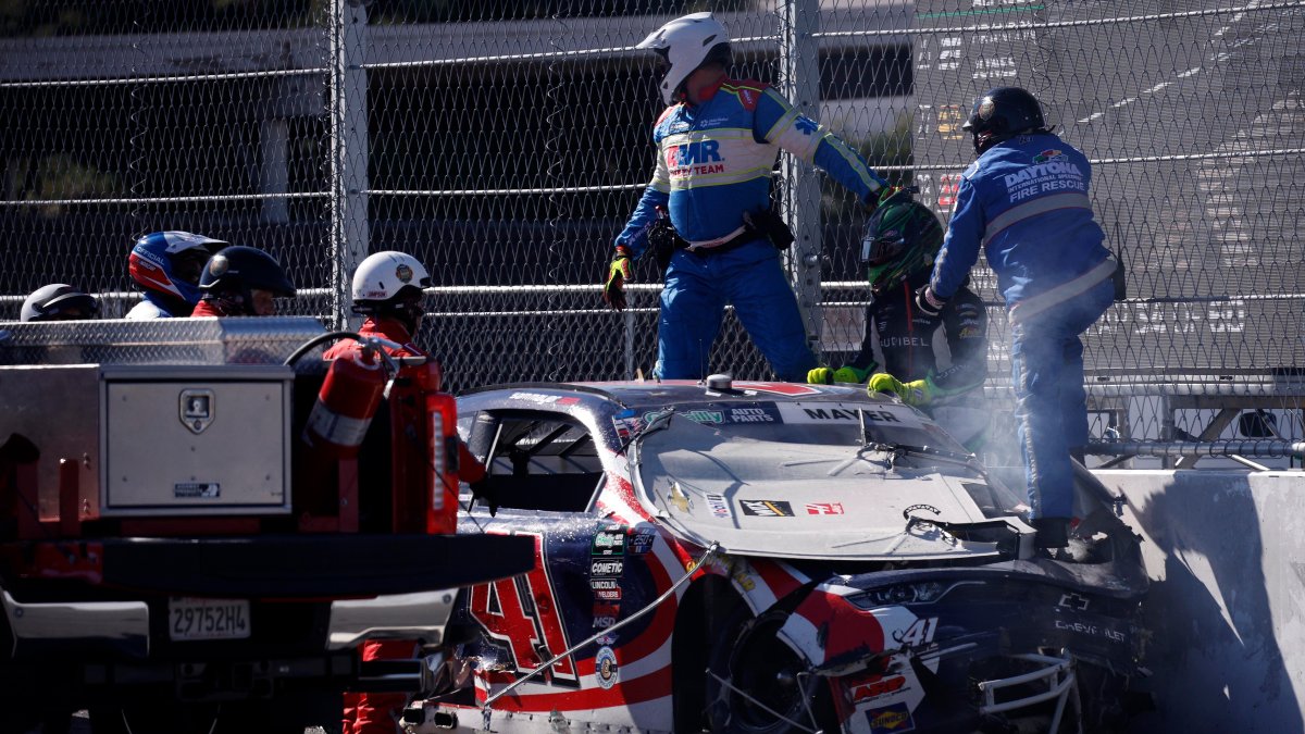 25 drivers crash in huge NASCAR accident at Naval Base Coronado – NBC 7 San Diego