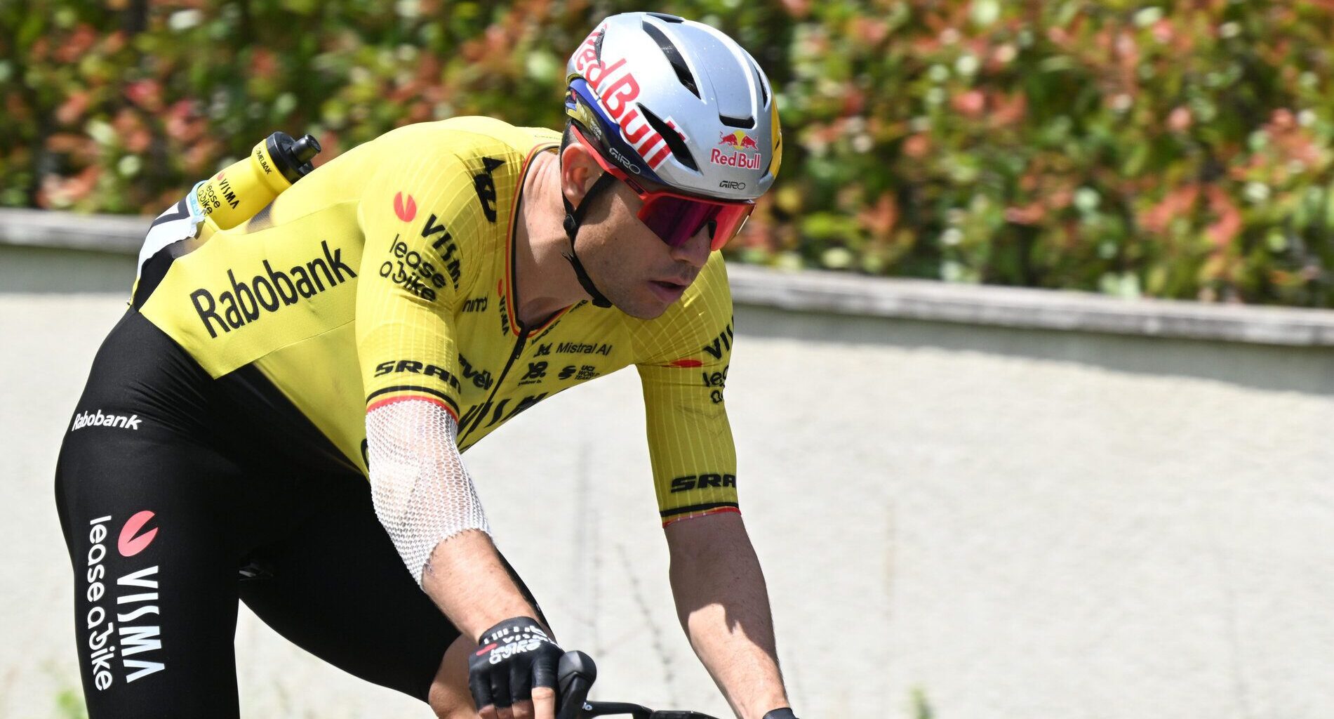 Wout van Aert wins, Pier-André Côté in the mix in Denmark