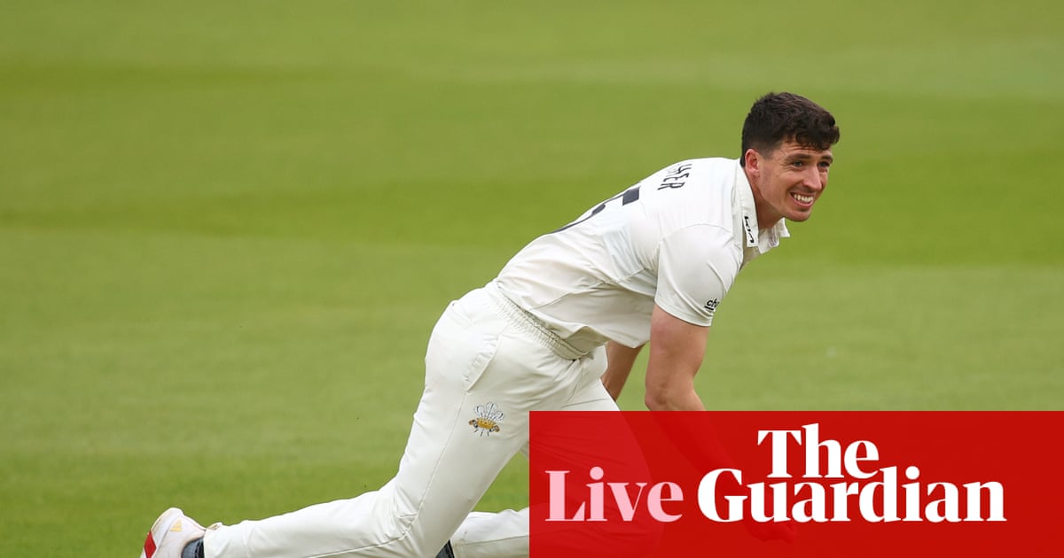 Surrey v Hampshire, day four: county cricket news and updates – live | County Championship