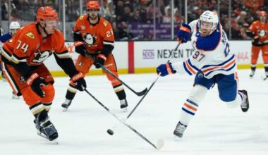 Oilers’ Connor McDavid wins Ted Lindsay Award - Edmonton