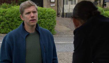 5 Emmerdale spoilers for next week: Flash-forward mystery and Robert confronts Kev