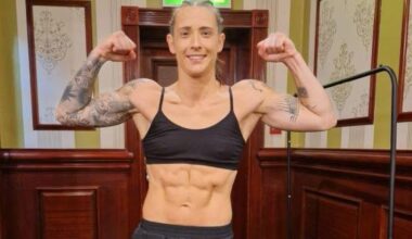 Jade Burden wins Commonwealth Silver Super Featherweight title