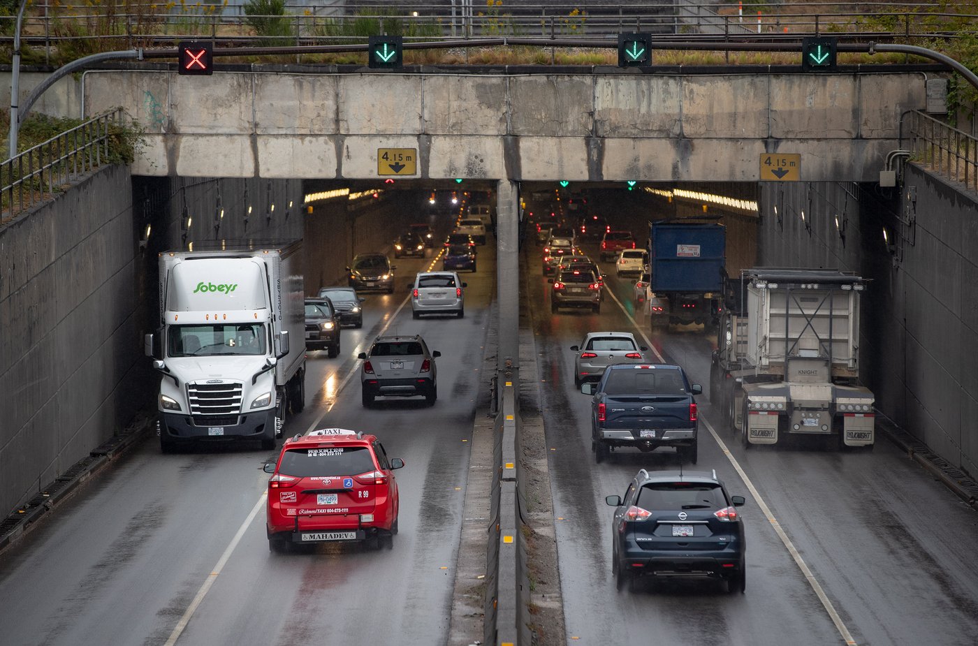 B.C. terminates agreement with design-build consortium for new Fraser River tunnel
