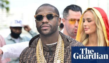 Floyd Mayweather faces theft charge after allegedly using bad check to buy $200,000 watch | Floyd Mayweather