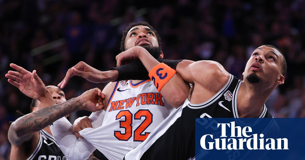 Knicks coach Mike Brown angry over foul calls after Game 3 loss: ‘Never thought I’d see that’ | NBA finals