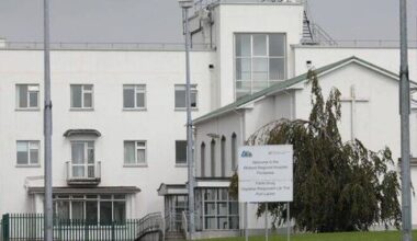 Distressed woman makes complaint against Portlaoise psychiatric unit - News