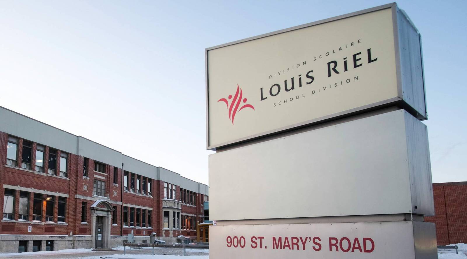 Louis Riel School Division embraces AI agents of change – Winnipeg Free Press