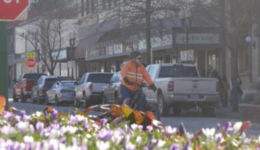 A cyclist cruises through downtown Revelstoke on April 9. (Evert Lindquist/Revelstoke Review)