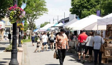 Patrons visit 176th Street for Cloverdale Market Days. The popular street fest returns June 27 with the second of five festival dates scheduled for 2026. (Photo: Jason Sveinson/Cloverdale Reporter)