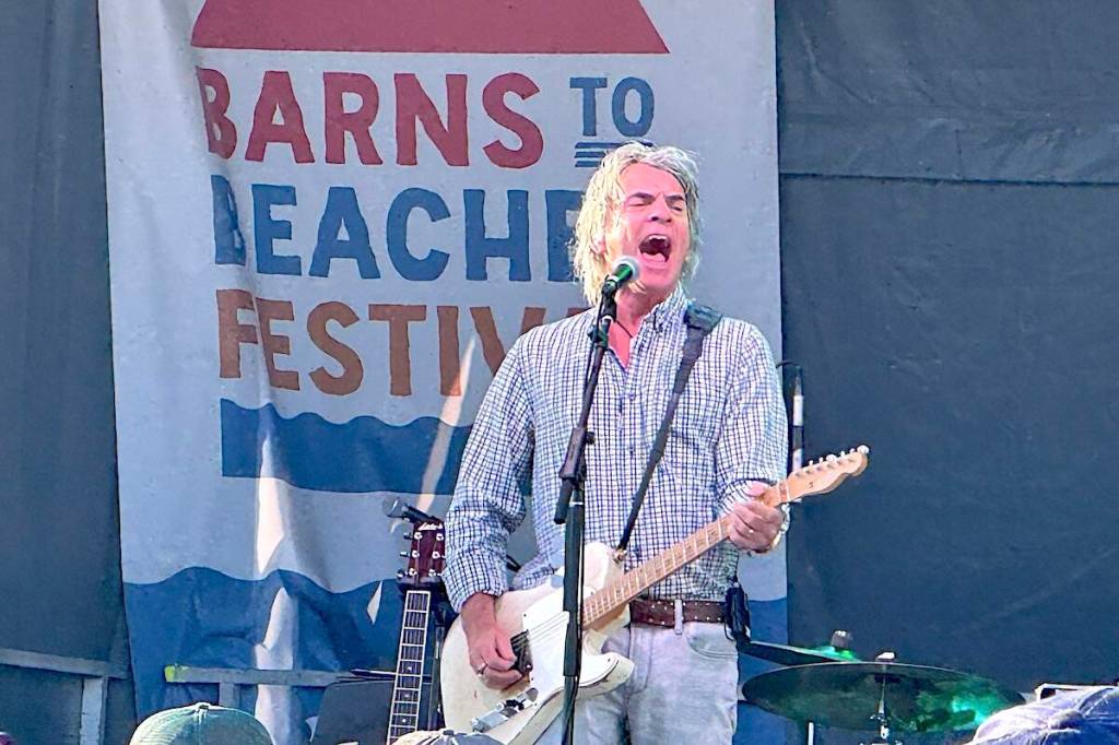 54-40 singer/guitarist Neil Osborne performs at Barns to Beaches Festival in Tsawwassen on Saturday, June 20, 2026. (Tom Zillich/Surrey Now-Leader)
