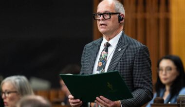 Ernie Klassen addresses the House of Commons during Question Period. (Bernard Thibodeau, House of Commons photo)