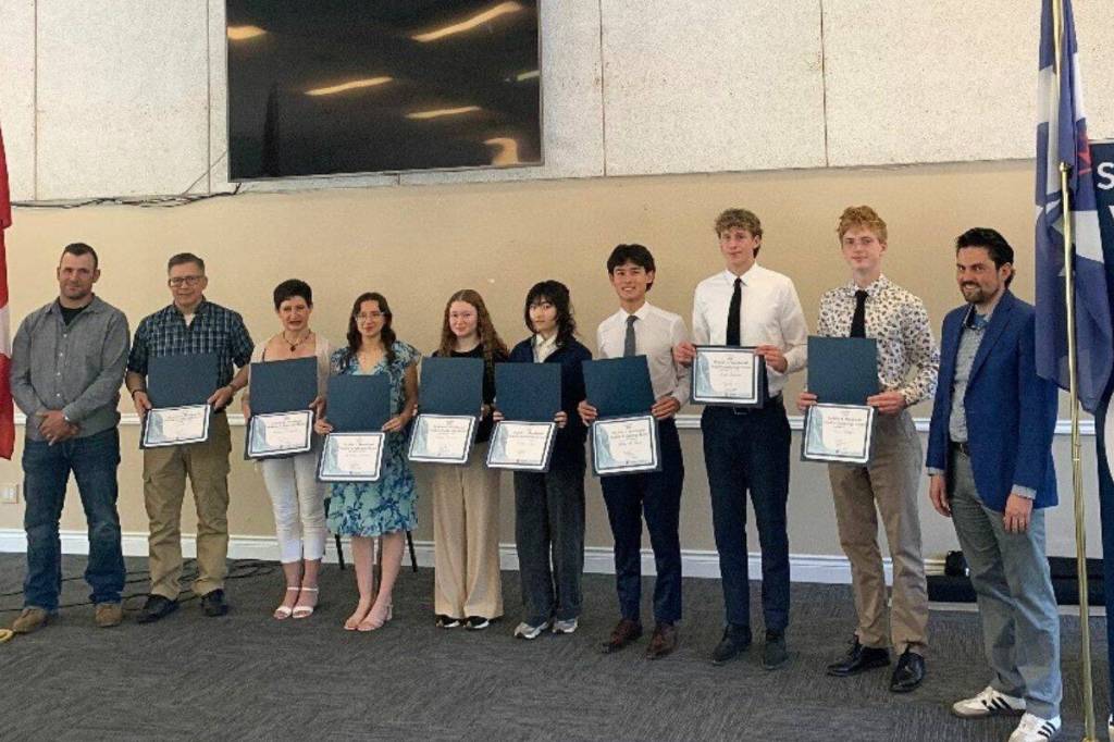 South Surrey and White Rock Conservative Association award 8 Grade 12 students leadership awards. (South Surrey White Rock Conservative Association/Contributed to Peace Arch News)