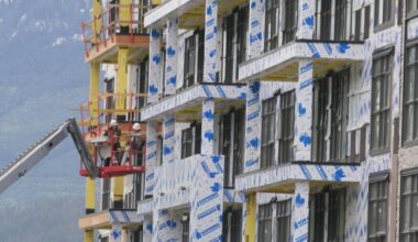 Construction crews work on the Cabot Revelstoke Mountain Lodge at Revelstoke Mountain Resort on May 13. (Evert Lindquist/Revelstoke Review)