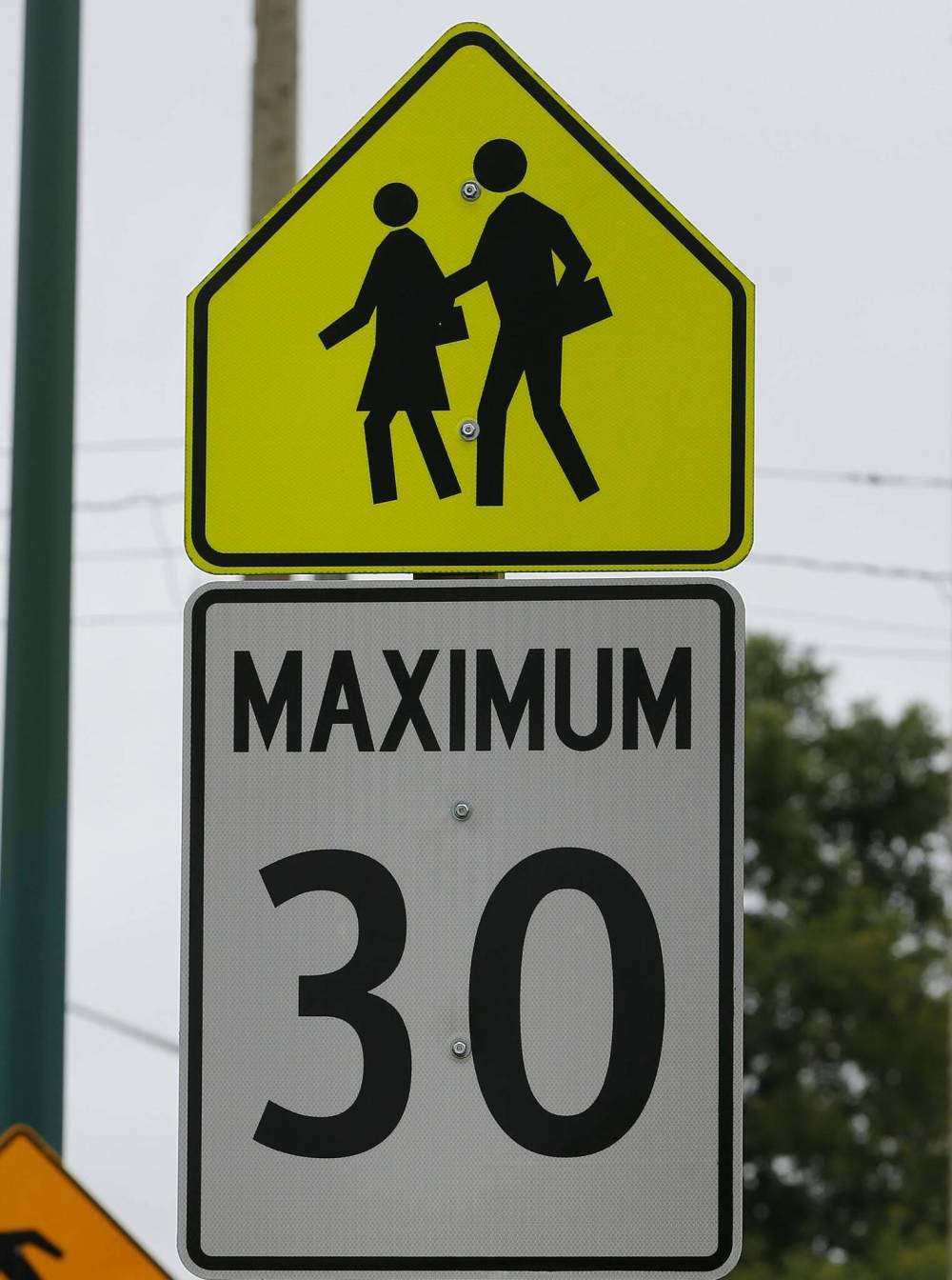 File
A Winnipeg school zone sign
